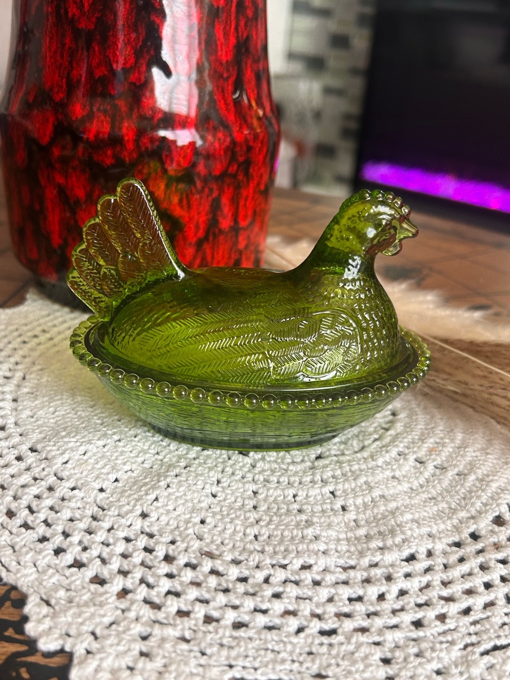 Green ACRYLIC Hen on Nest Covered Trinket Dish